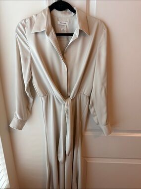 Babaton Cream Tie-Waist Midi Shirt Dress